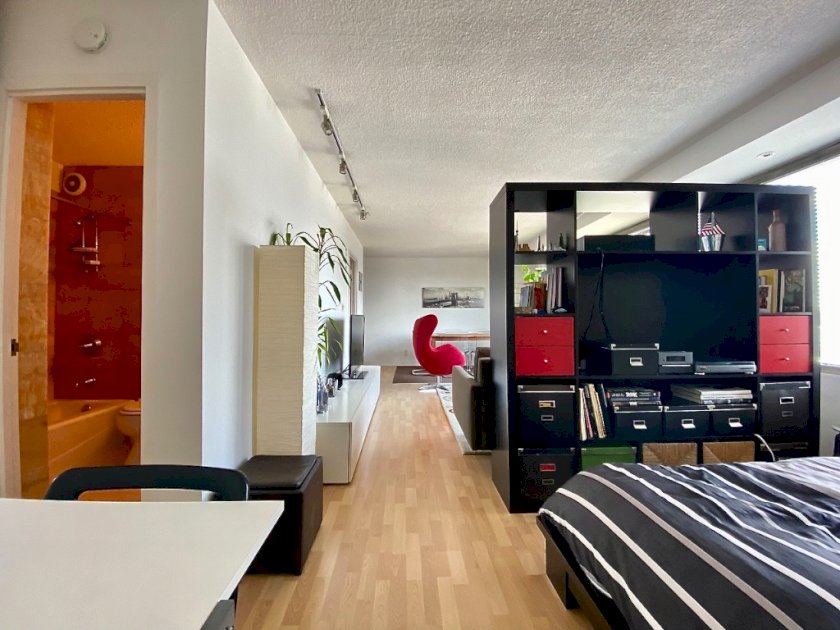 wide photo