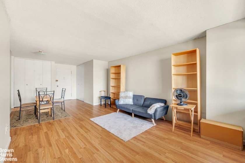 wide photo