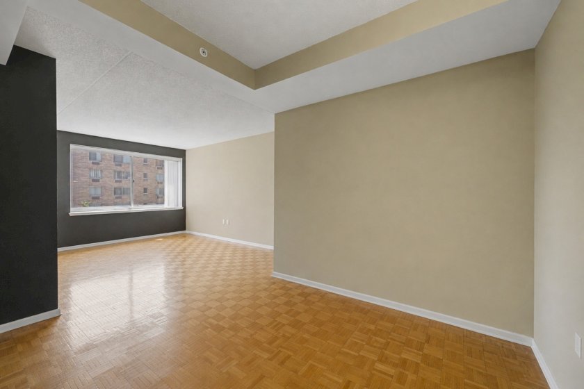 wide photo