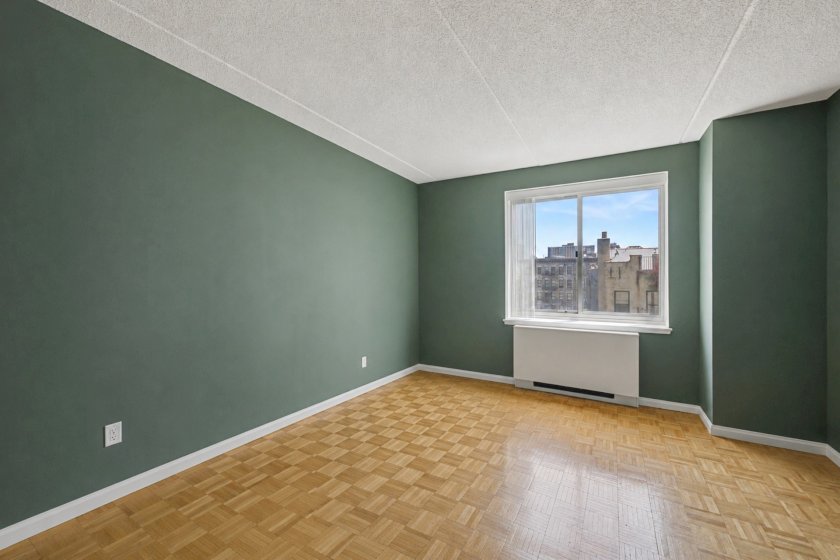 wide photo