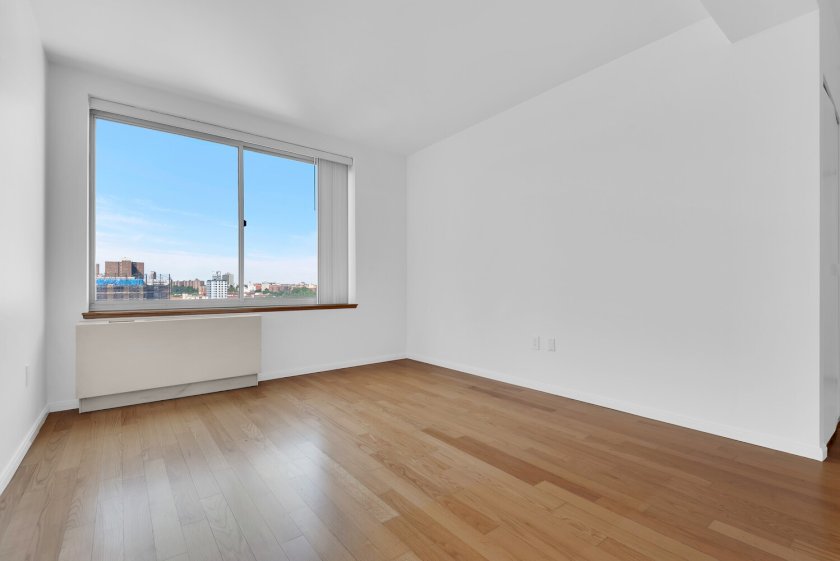 wide photo