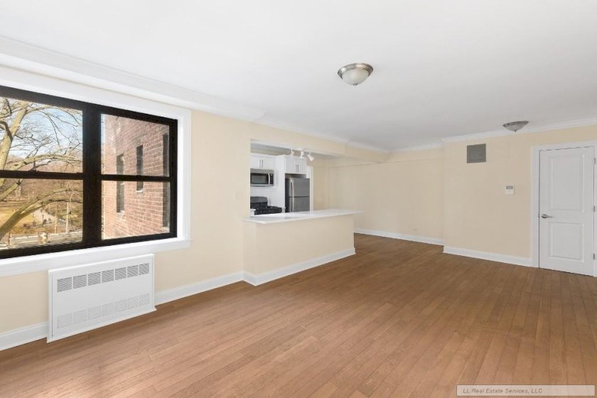 wide photo