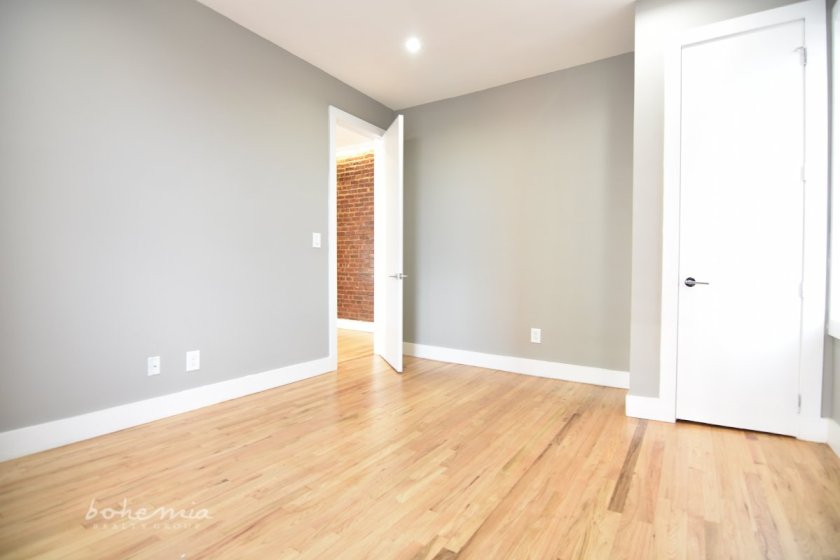 wide photo