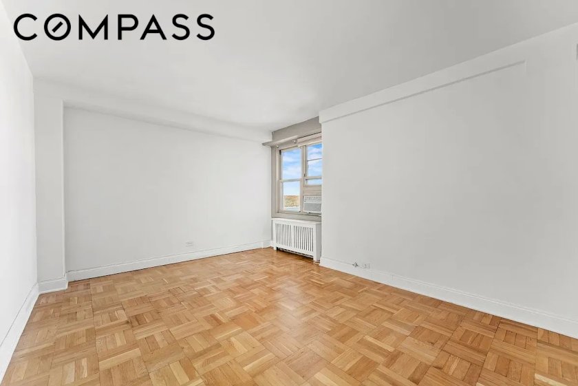 wide photo