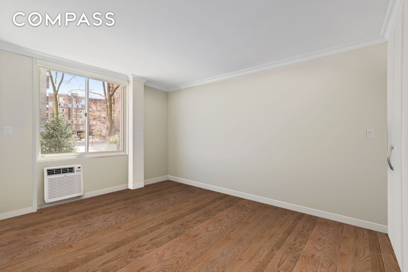 wide photo