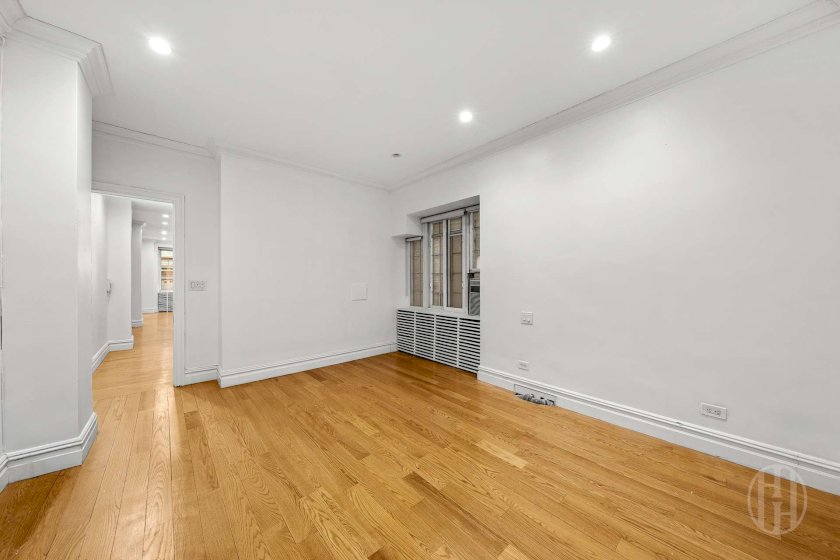 wide photo