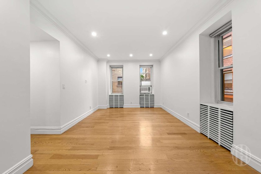 wide photo