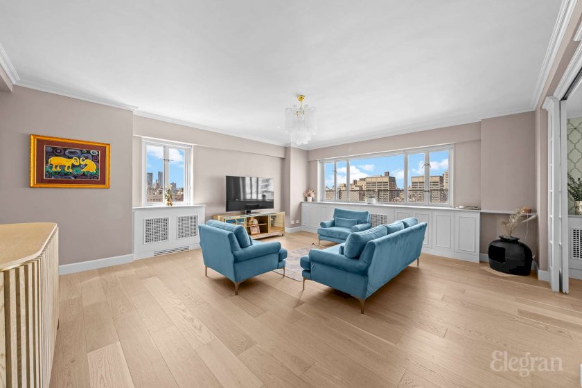 wide photo