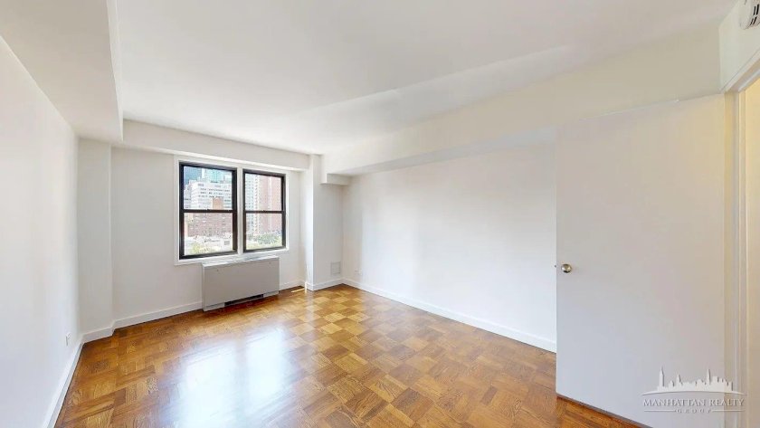 wide photo