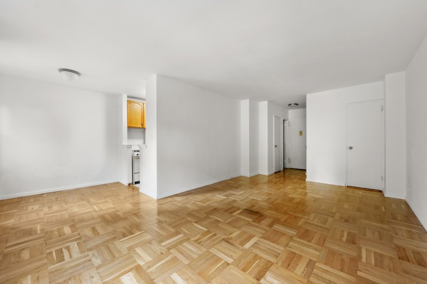 wide photo