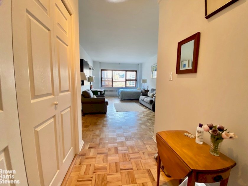 wide photo