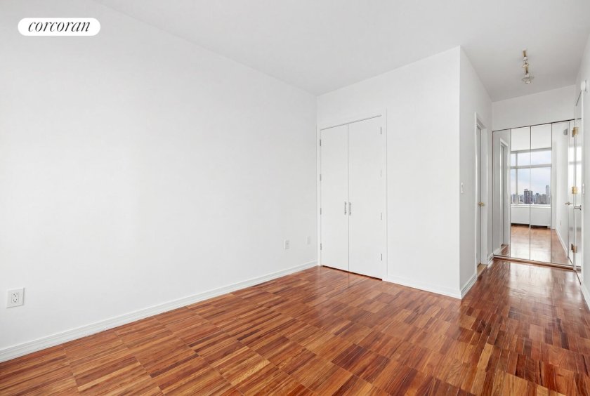 wide photo