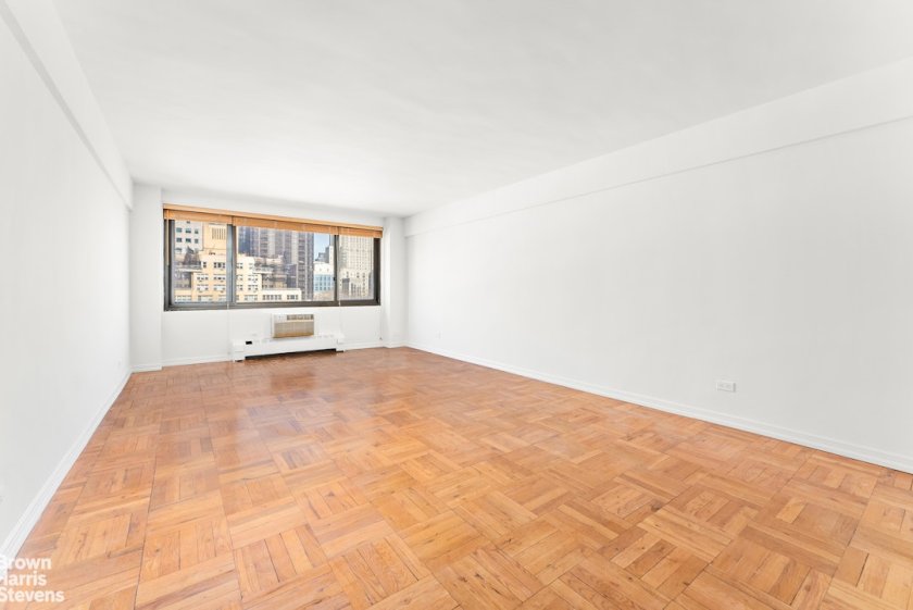wide photo