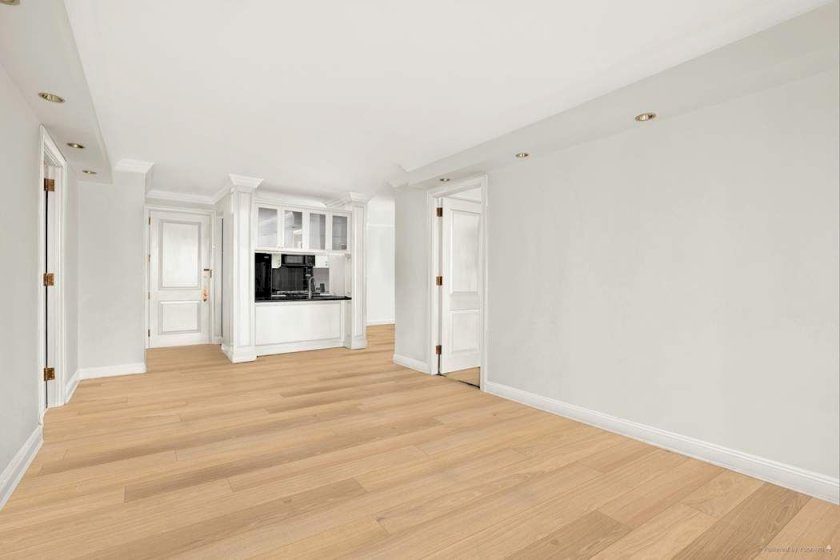 wide photo