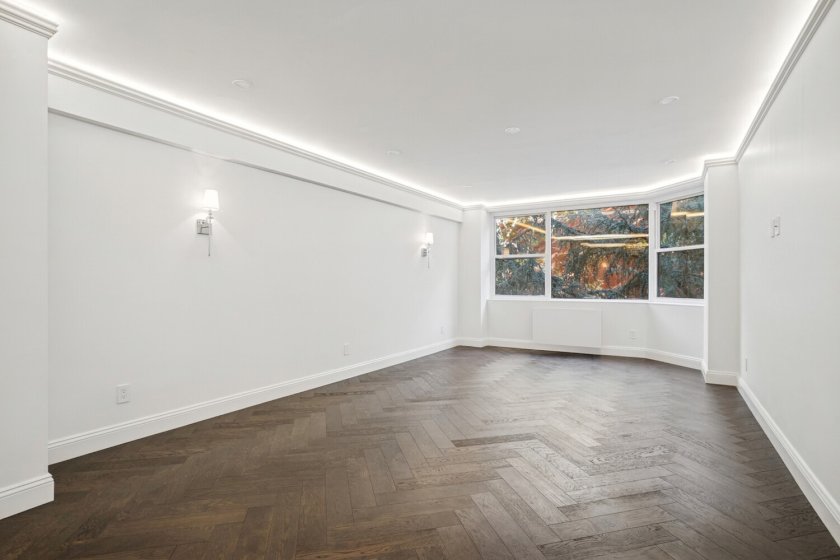 wide photo