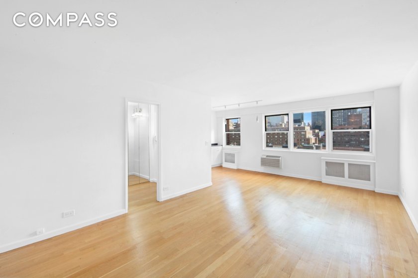 wide photo