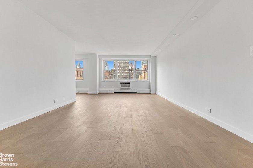 wide photo