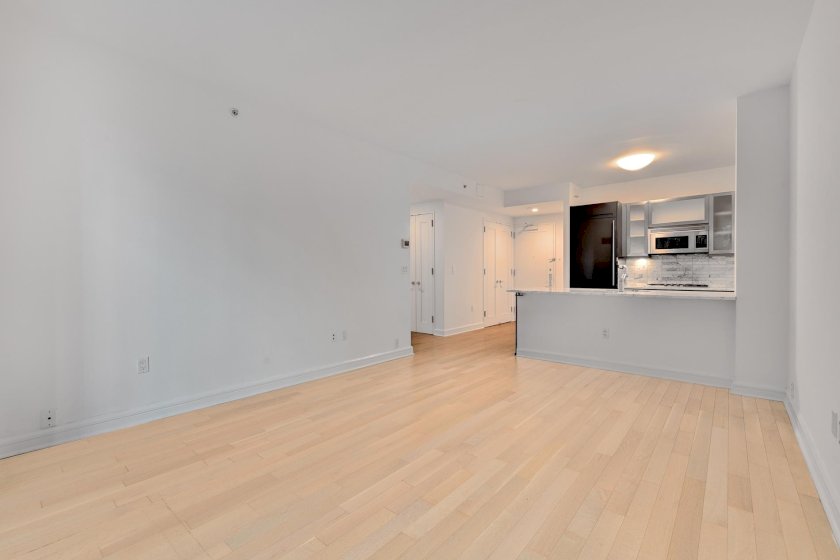 wide photo