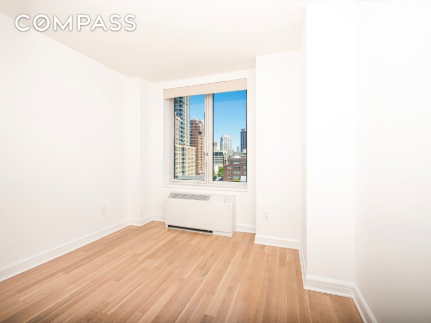 wide photo