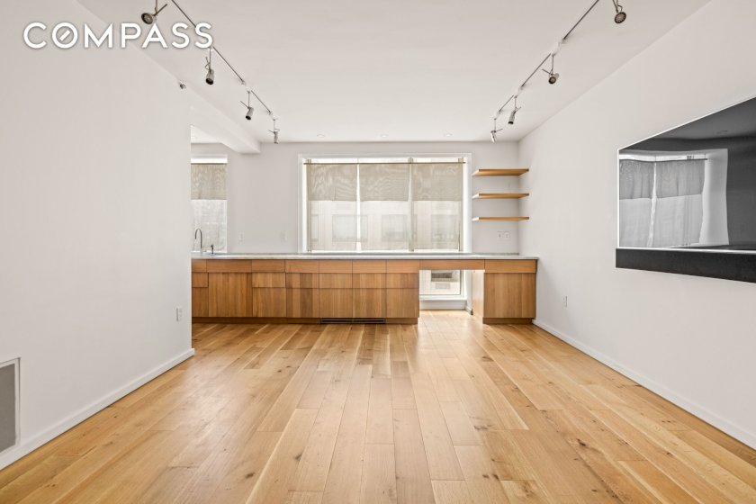 wide photo