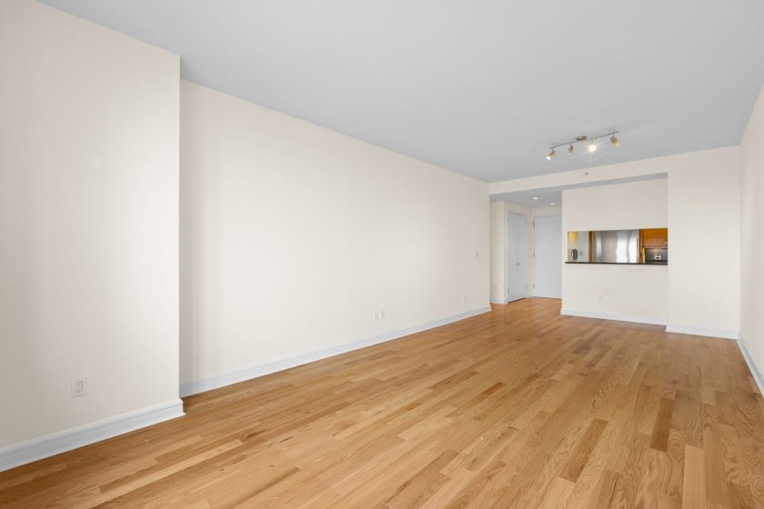 wide photo