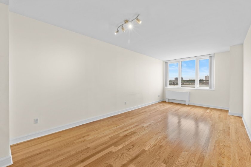 wide photo