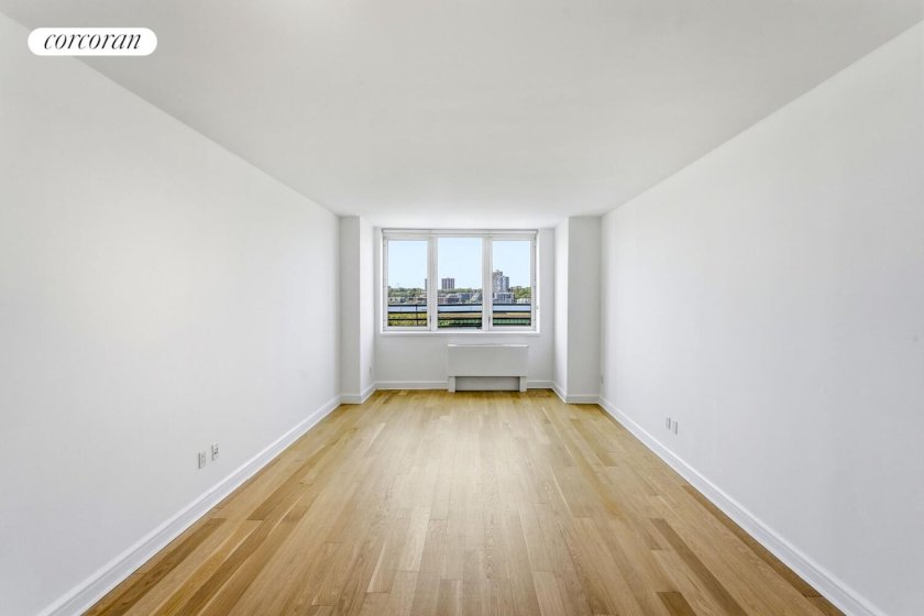 wide photo