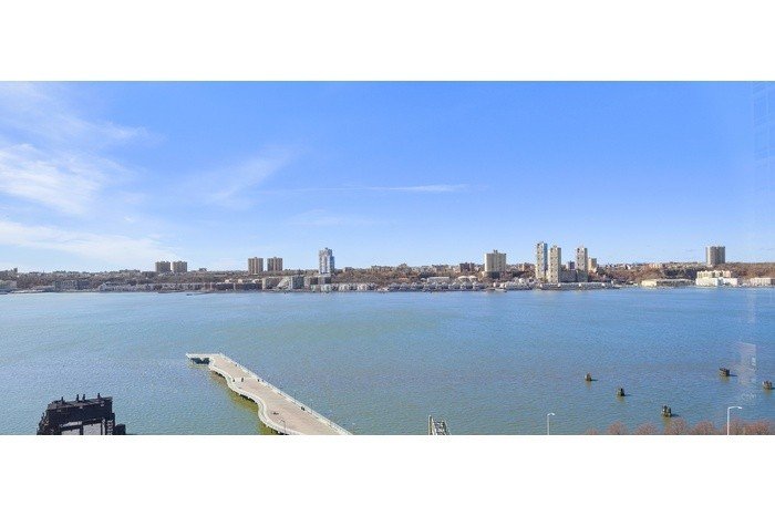 wide photo