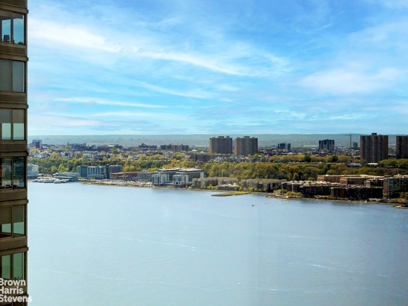wide photo