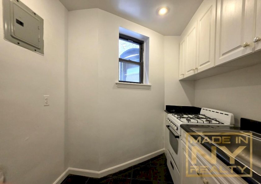 wide photo
