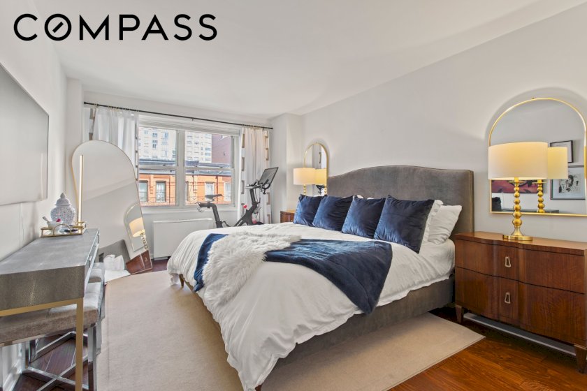wide photo