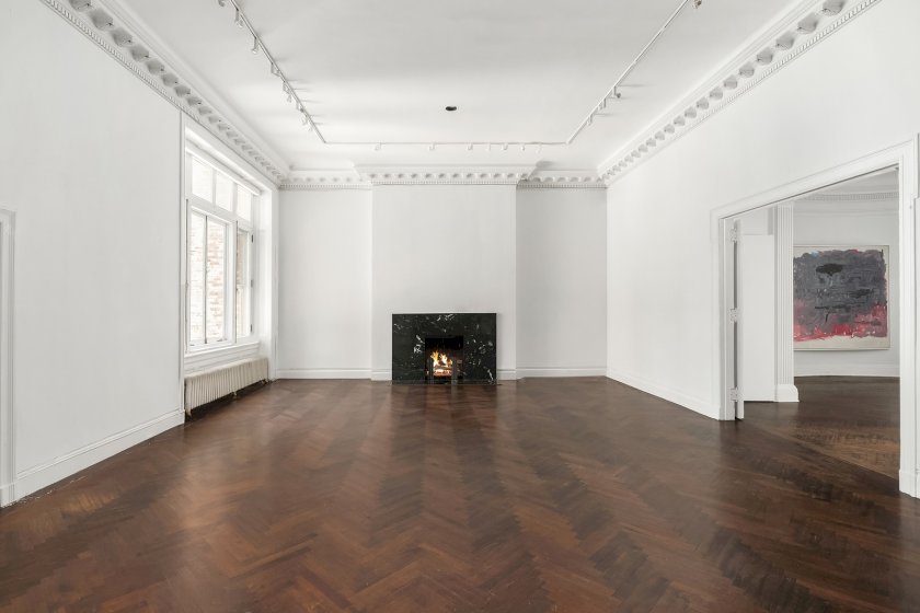 wide photo