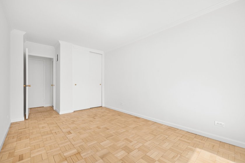 wide photo