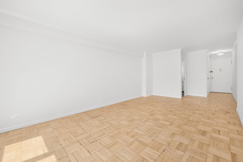 wide photo