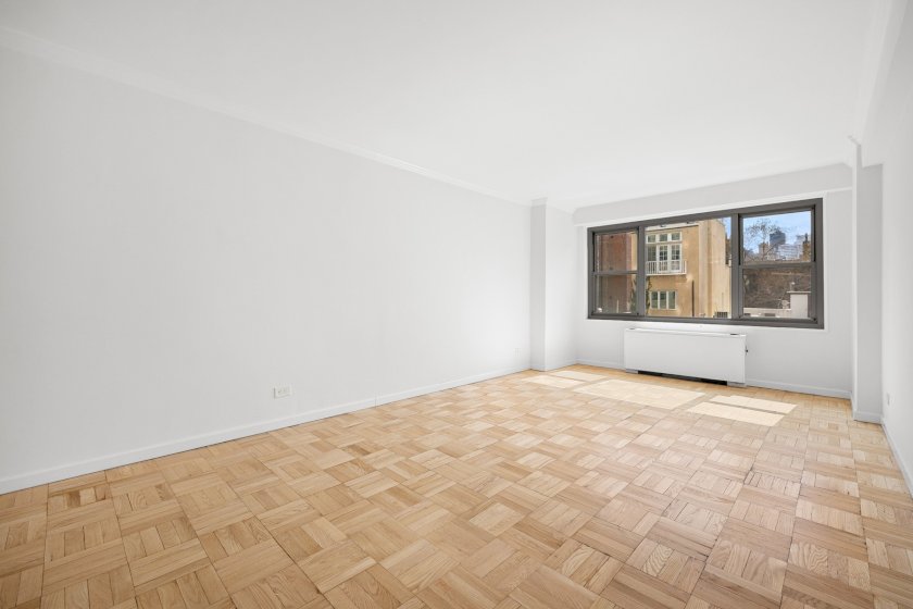wide photo