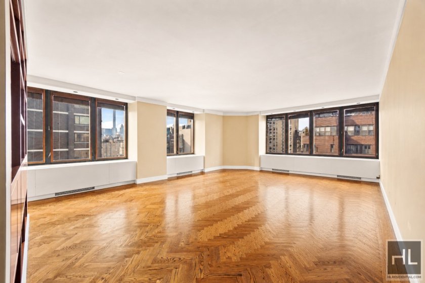 wide photo