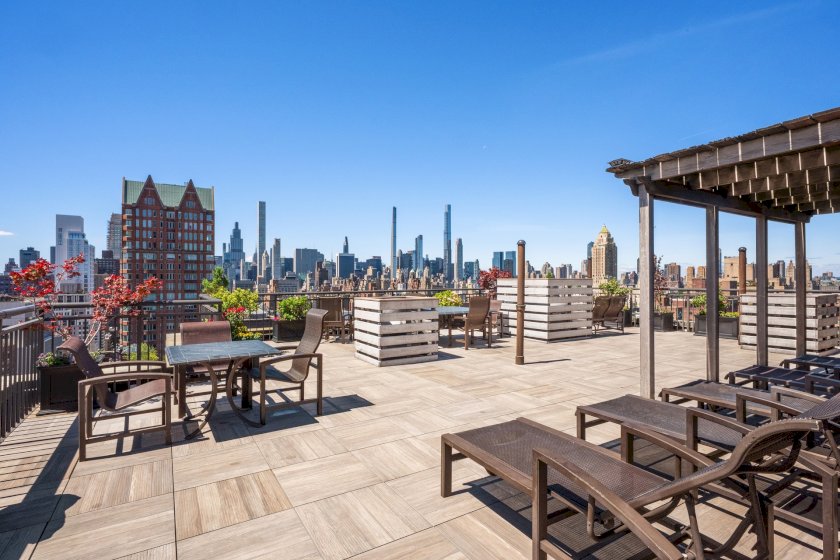 wide photo