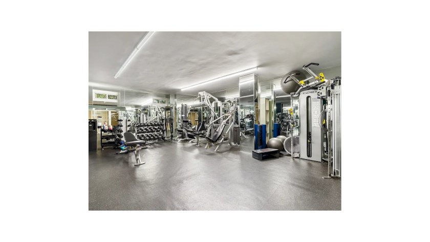 wide photo