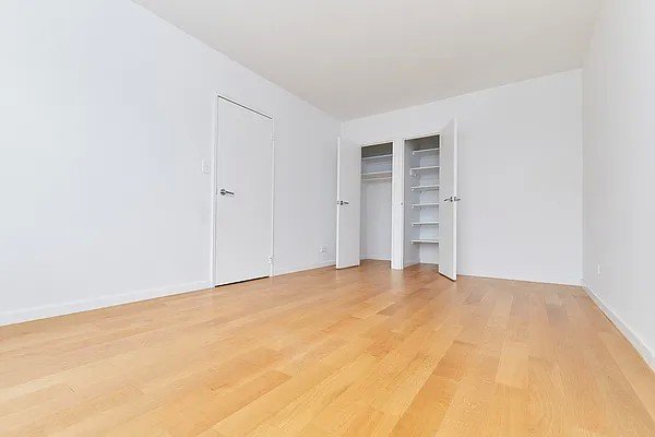 wide photo