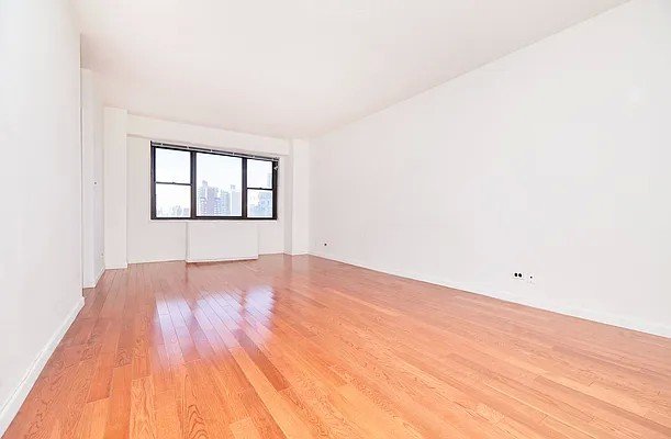 wide photo
