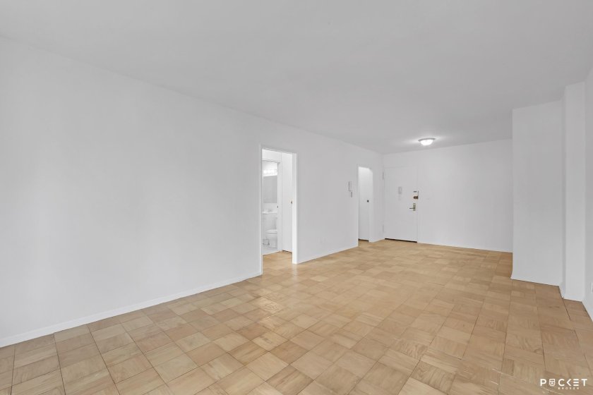 wide photo