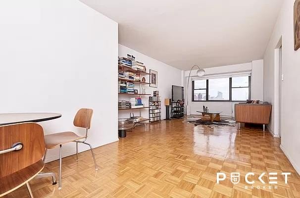 wide photo