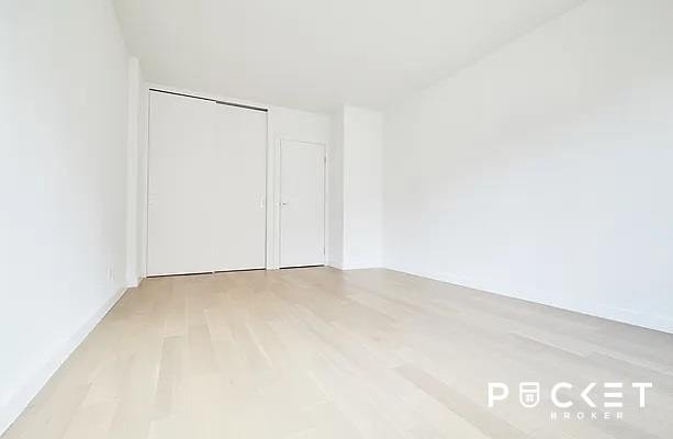 wide photo