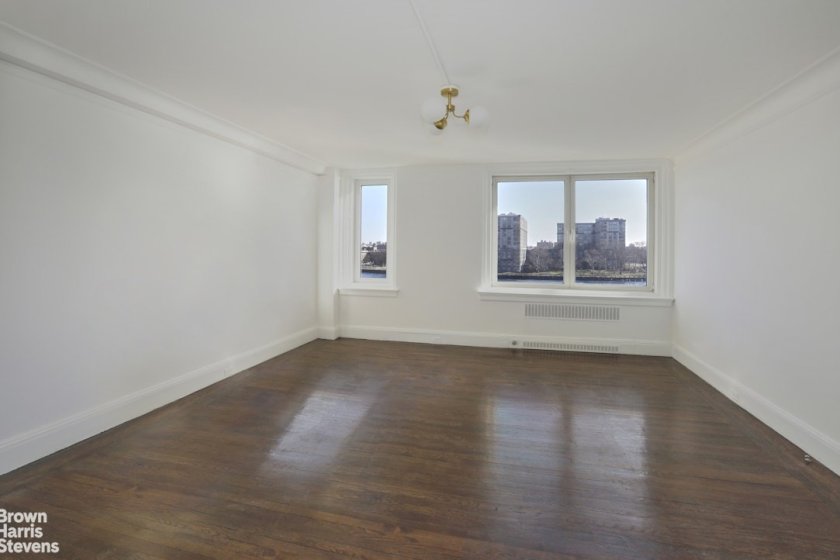 wide photo