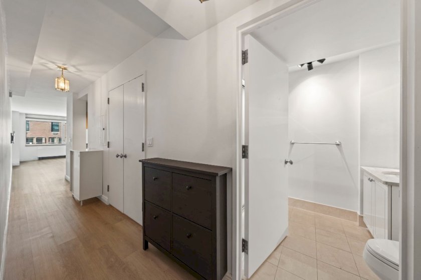 wide photo