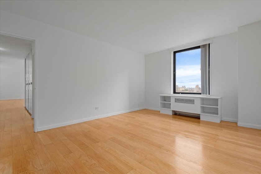 wide photo
