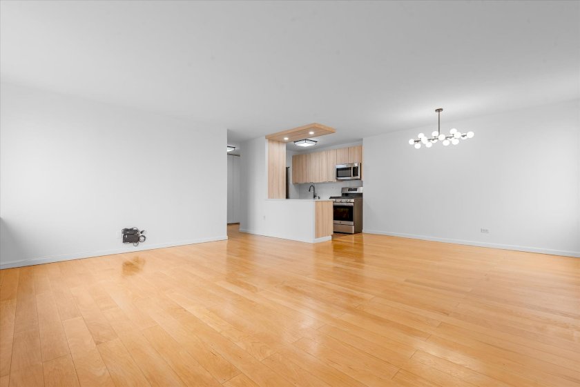 wide photo