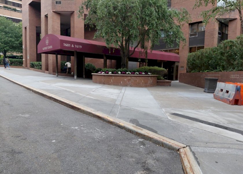 wide photo