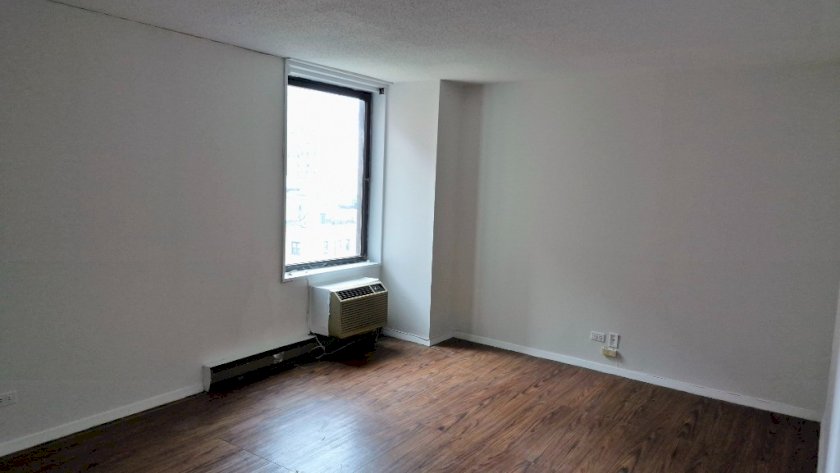 wide photo