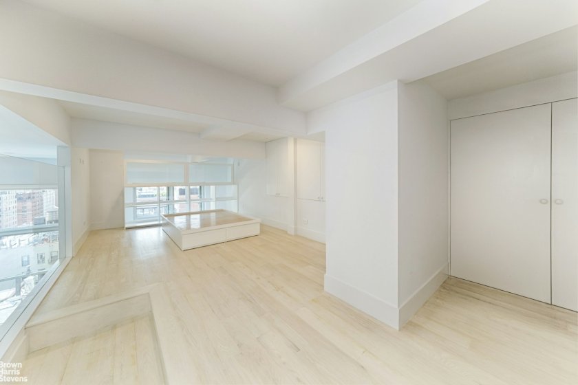 wide photo